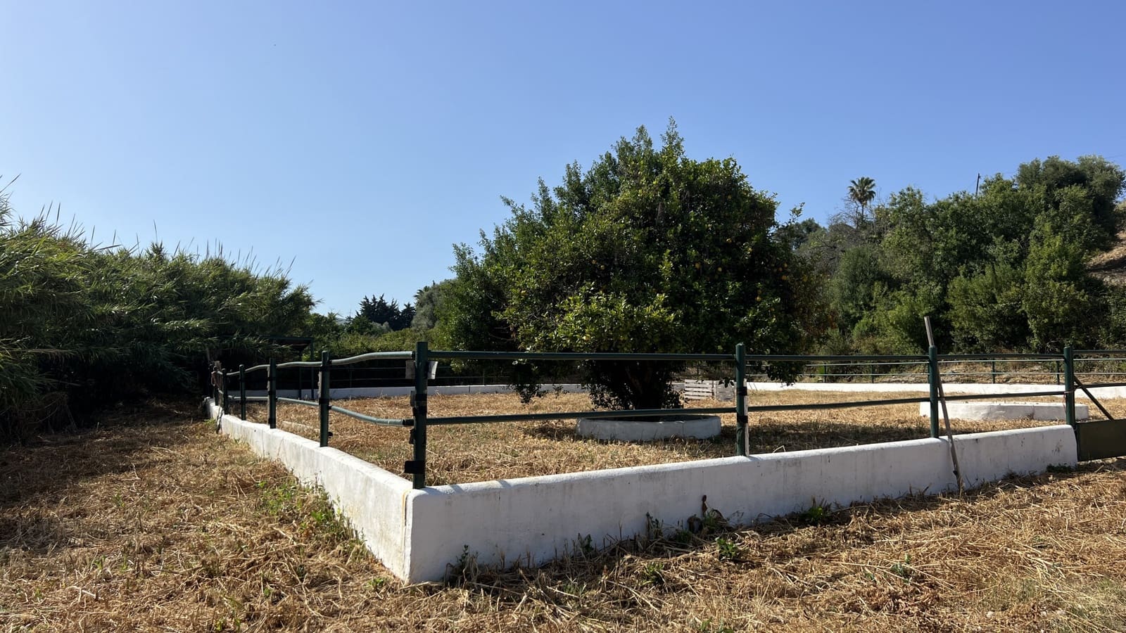 3 soveværelse Finca/Landehus til salg i Manilva med swimmingpool garage - € 675.000 (Ref: 8370837)