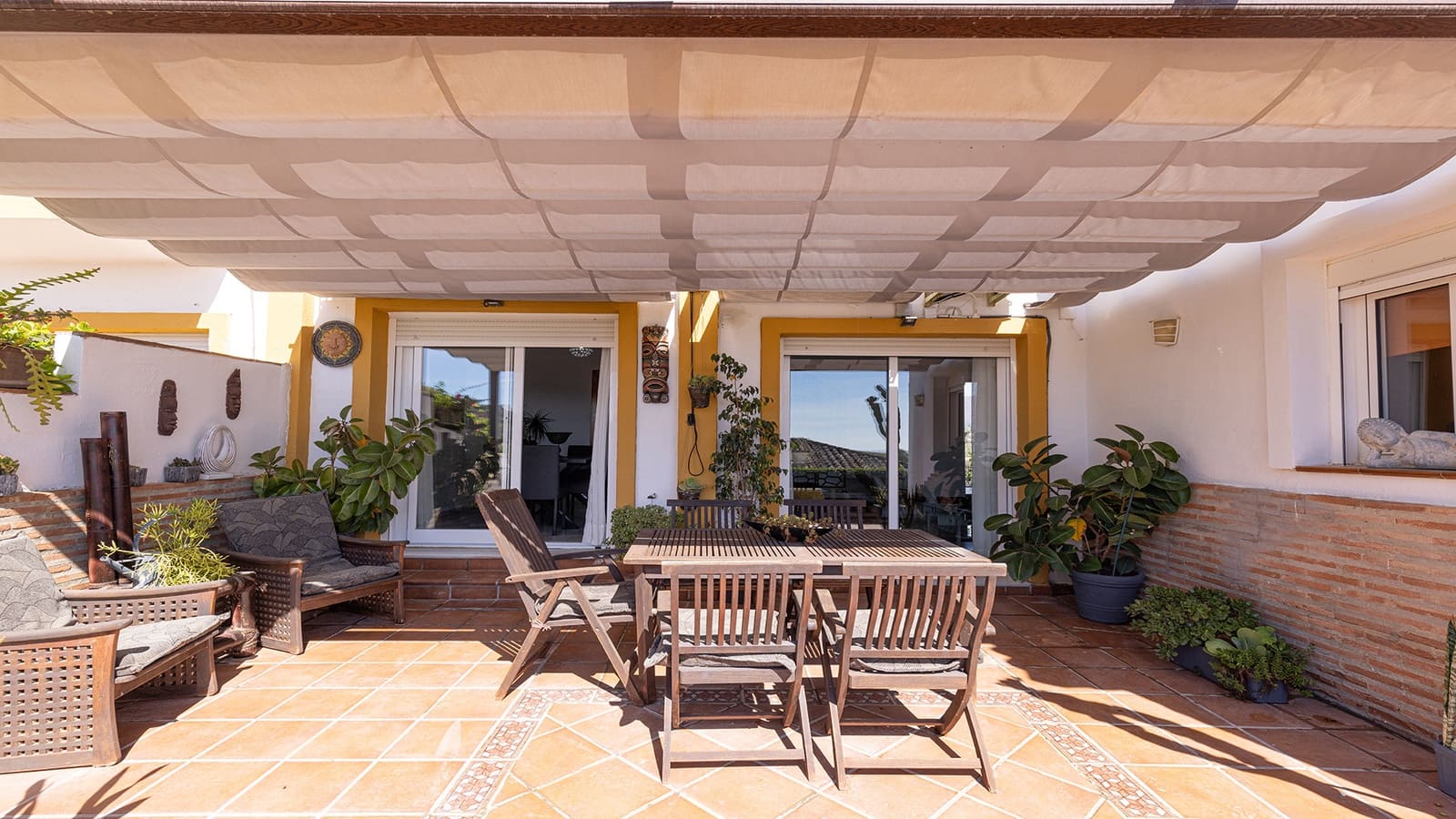 3 bedroom Townhouse for sale in Manilva with pool garage - € 399,000 (Ref: 8566455)