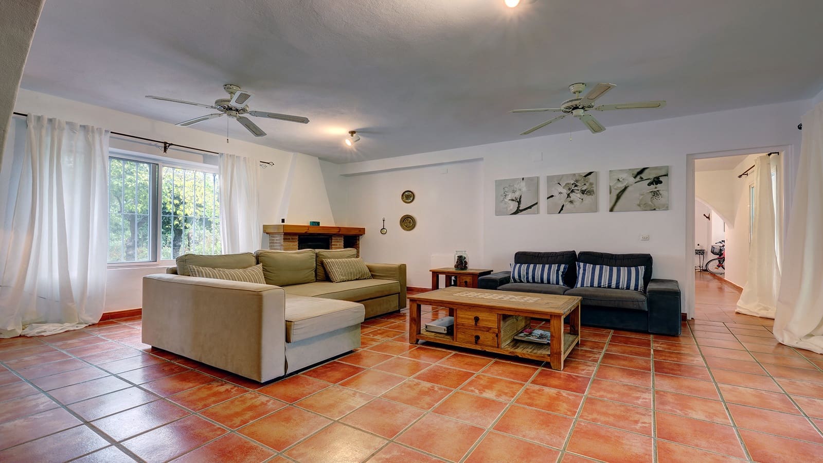 3 soveværelse Finca/Landehus til salg i San Pablo de Buceite med swimmingpool garage - € 650.000 (Ref: 8595318)