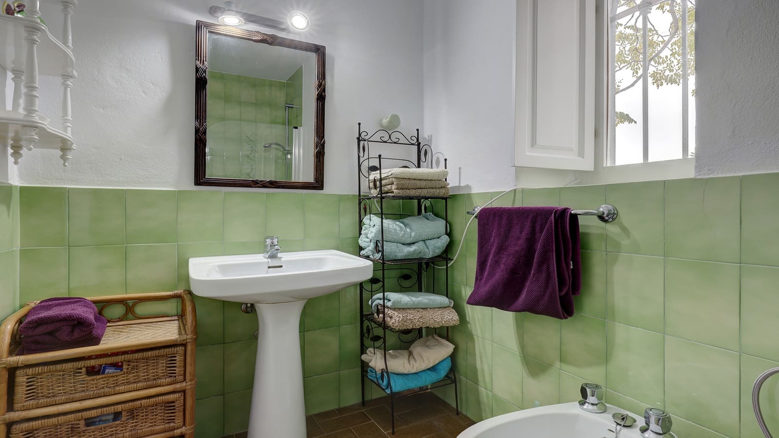 3 soveværelse Finca/Landehus til salg i San Pablo de Buceite med swimmingpool garage - € 650.000 (Ref: 8595318)