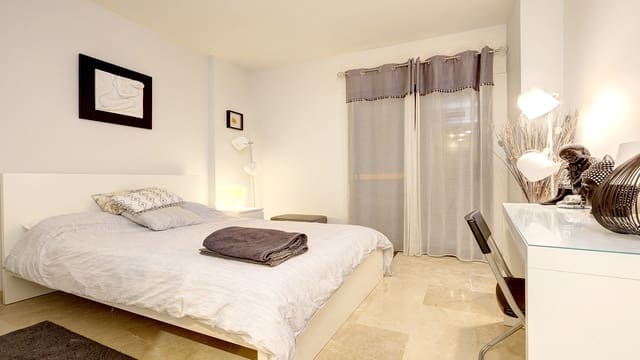 3 Zimmer Apartment zu verkaufen in San Luis de Sabinillas, Manilva mit Pool Garage - 340.000 € (Ref: 8836424)