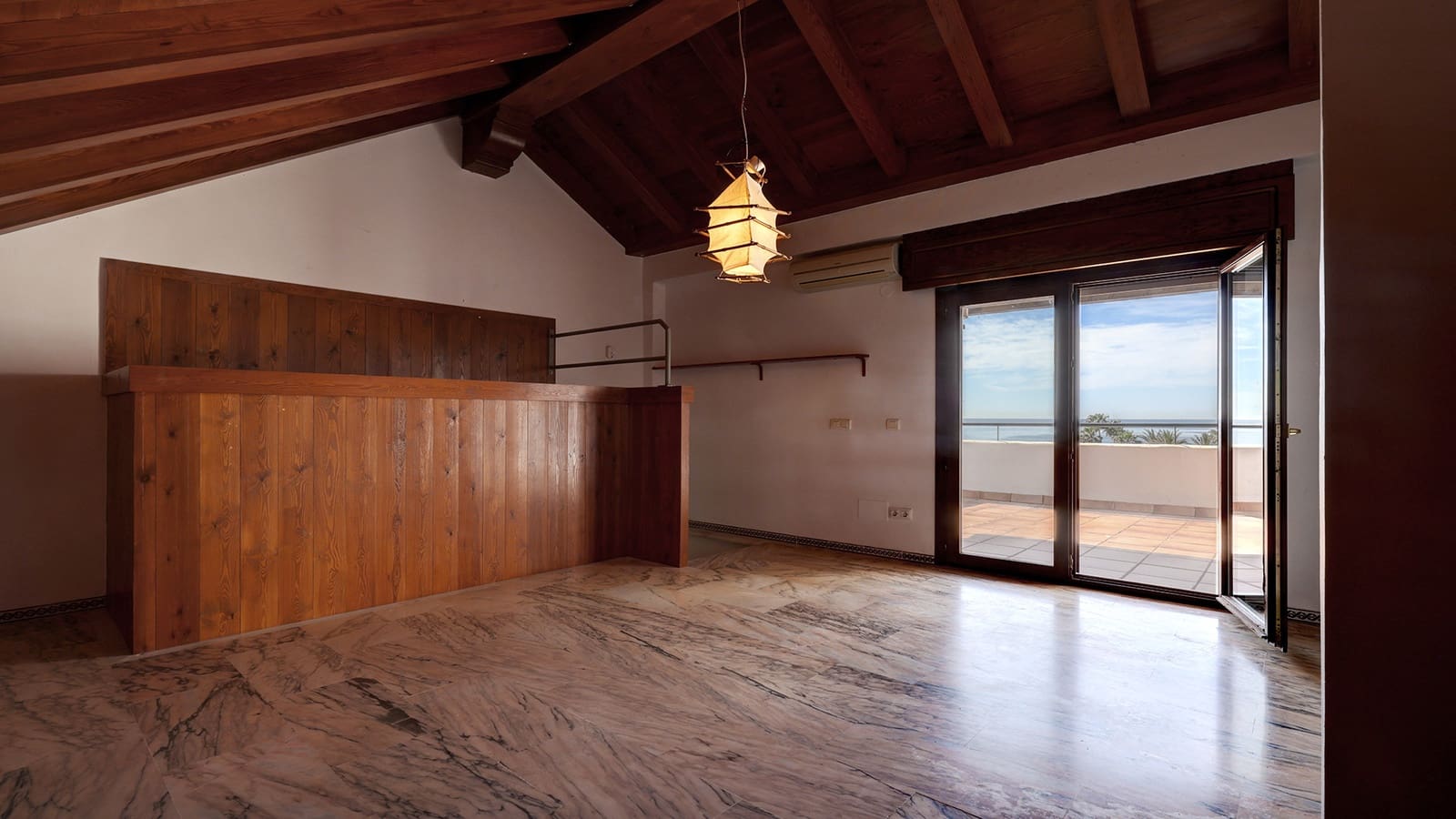 4 sypialnia Dom na sprzedaż w Manilva z basenem garażem - 425 000 € (Ref: 8862608)