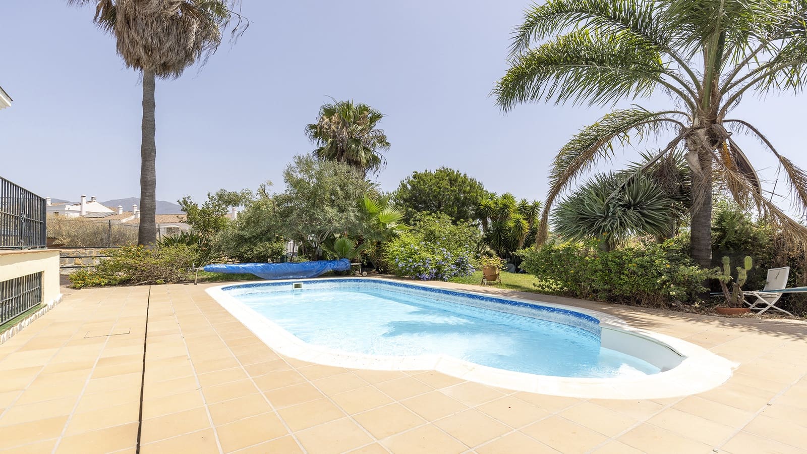 5 chambre Villa/Maison à vendre à Casares avec piscine garage - 1 200 000 € (Ref: 9099065)