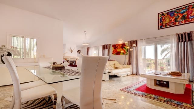 5 chambre Villa/Maison à vendre à Casares avec piscine garage - 1 200 000 € (Ref: 9099065)