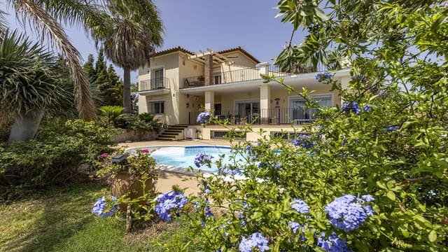 5 chambre Villa/Maison à vendre à Casares avec piscine garage - 1 200 000 € (Ref: 9099065)