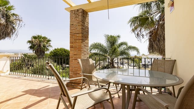 5 chambre Villa/Maison à vendre à Casares avec piscine garage - 1 200 000 € (Ref: 9099065)