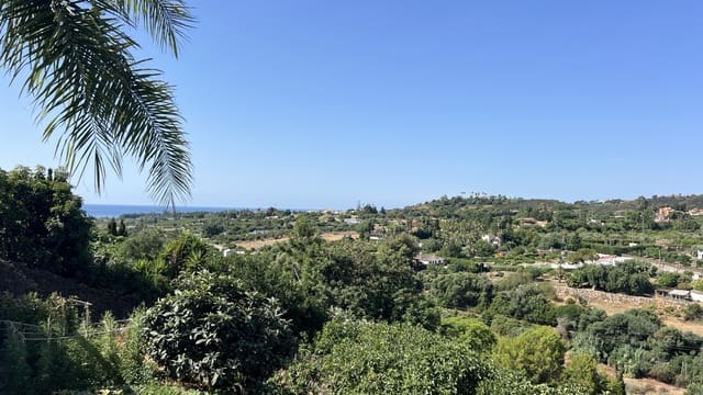 3 quarto Quinta/Casa Rural para venda em El Velerín, Estepona com piscina garagem - 1 075 000 € (Ref: 9129718)