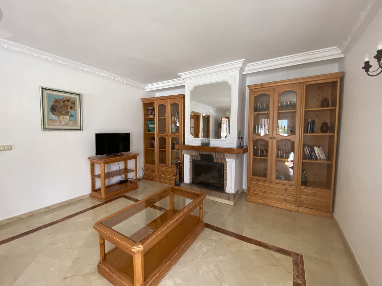 3 sypialnia Finka/Dom wiejski na sprzedaż w El Velerin z basenem garażem - 1 075 000 € (Ref: 9129718)