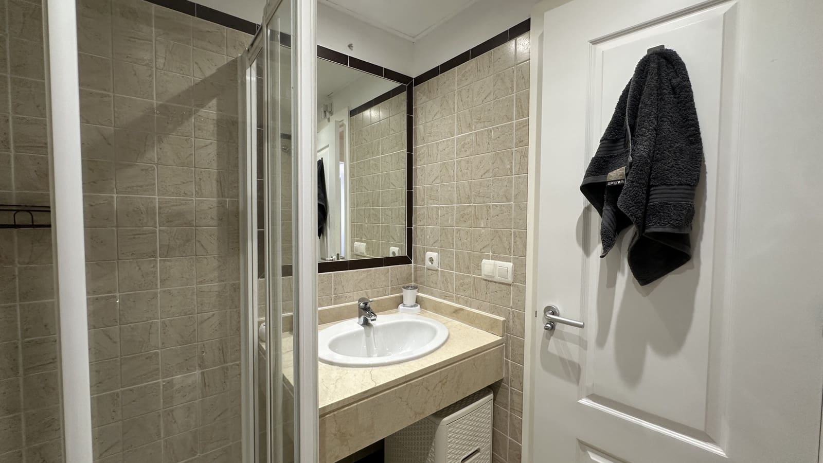 2 sovrum Lägenhet till salu i Manilva med pool garage - 249 000 € (Ref: 9147057)