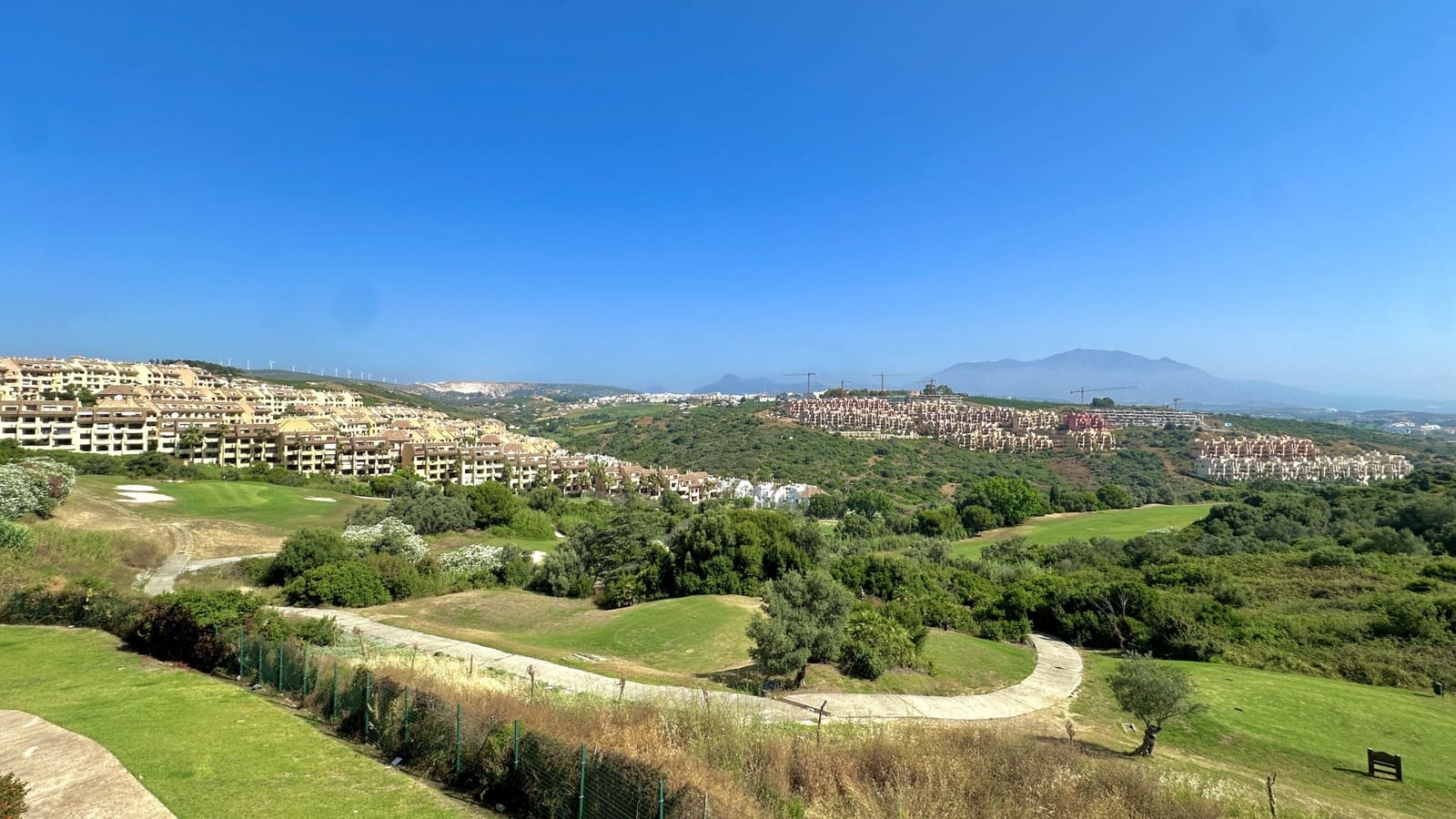 2 sovrum Lägenhet till salu i Manilva med pool garage - 249 000 € (Ref: 9147057)