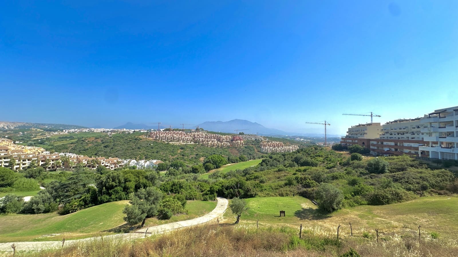 2 sovrum Lägenhet till salu i Manilva med pool garage - 249 000 € (Ref: 9147057)