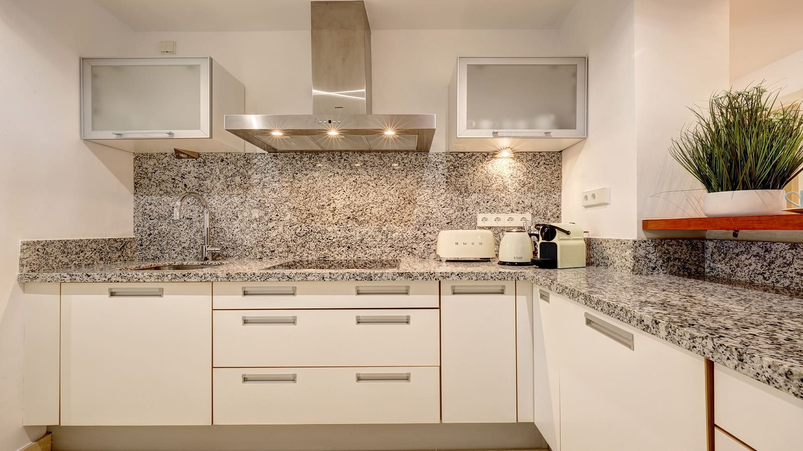 2 sypialnia Apartament na sprzedaż w Casares z basenem garażem - 479 000 € (Ref: 9153883)