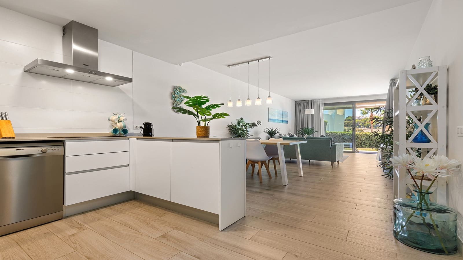 2 makuuhuone Huoneisto myytävänä paikassa Casares mukana uima-altaan 
autotalli - 369 000 € (Ref: 9200451)