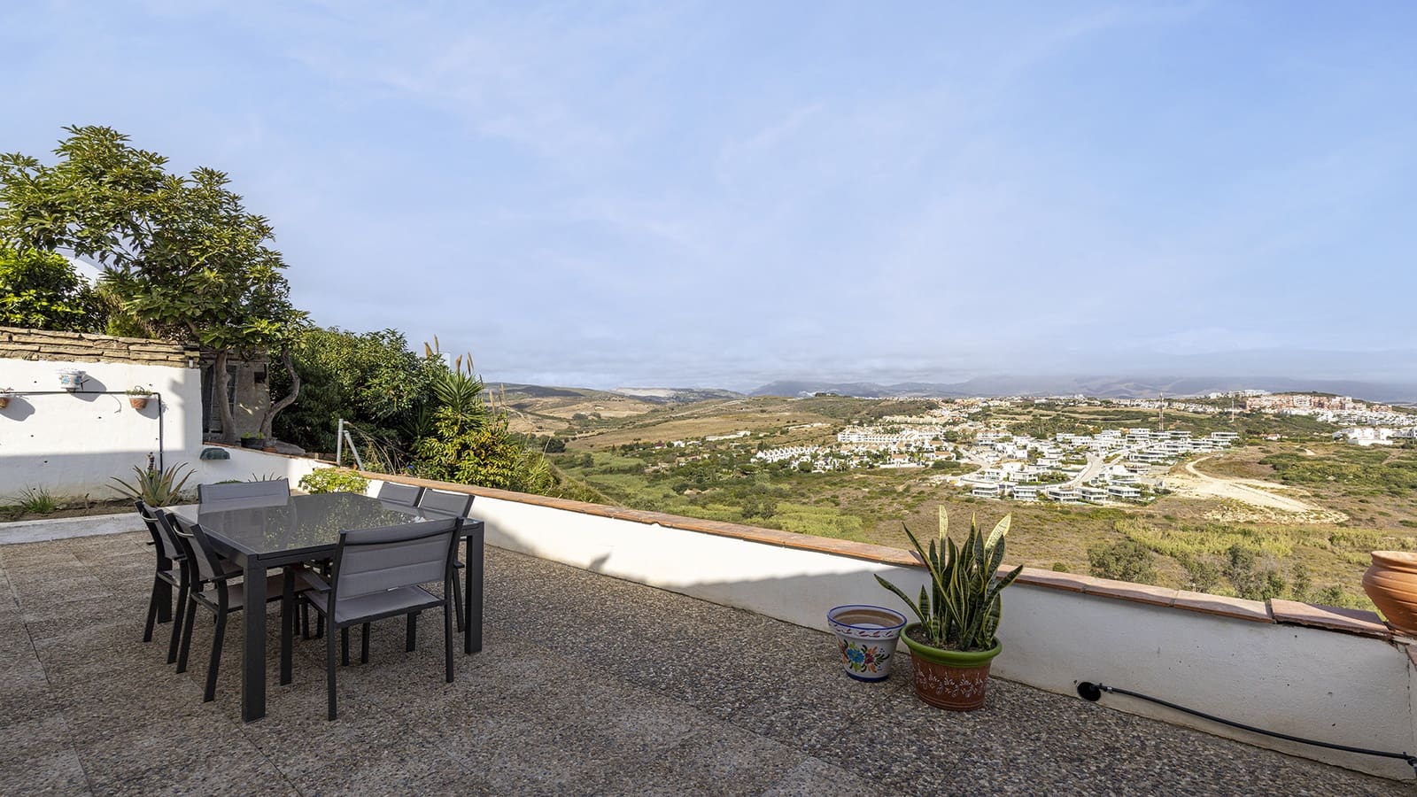 2 bedroom Semi-detached Villa for sale in Manilva with pool garage - € 450,000 (Ref: 9353393)