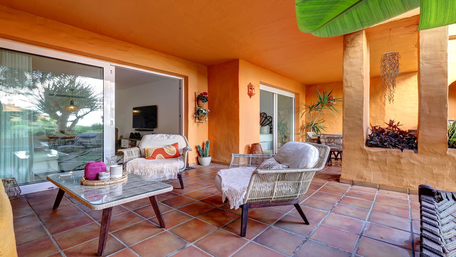 3 bedroom Apartment for sale in Manilva with pool garage - € 595,000 (Ref: 9359118)