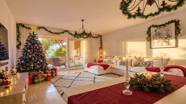 3 quarto Apartamento para venda em Castillo de la Duquesa, Manilva com piscina garagem - 595 000 € (Ref: 9359118)