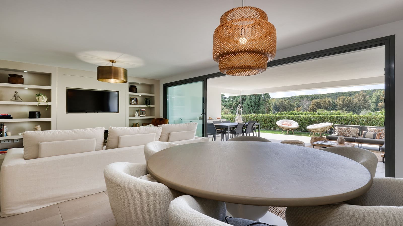 3 bedroom Apartment for sale in Casares with pool garage - € 539,000 (Ref: 9359119)