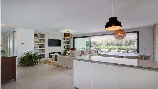 3 bedroom Apartment for sale in Casares Golf - Casares del Sol, Casares with pool garage - € 539,000 (Ref: 9359119)