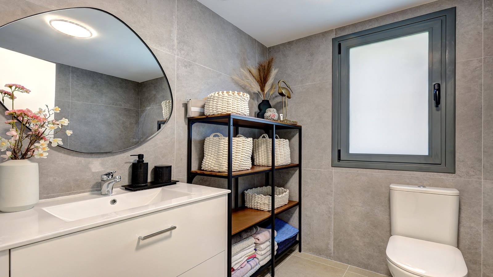 3 bedroom Apartment for sale in Casares with pool garage - € 539,000 (Ref: 9359119)