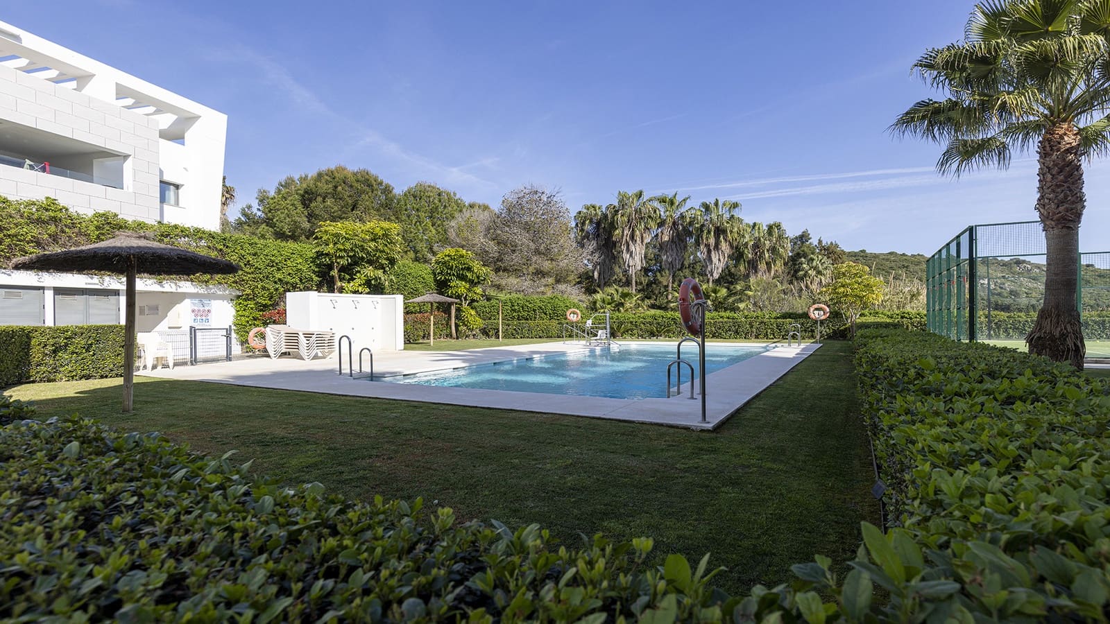 3 bedroom Apartment for sale in Casares with pool garage - € 539,000 (Ref: 9359119)