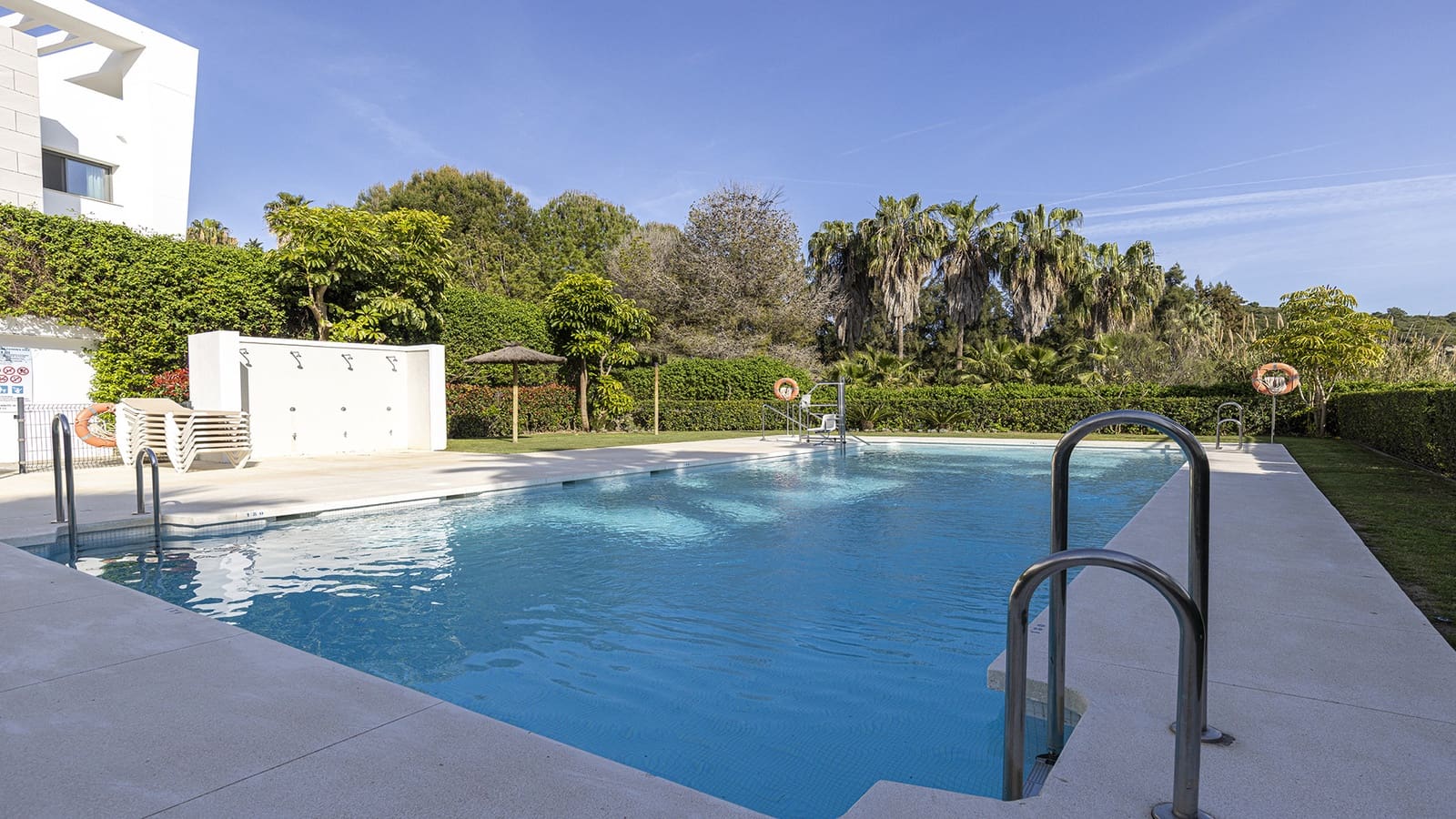 3 bedroom Apartment for sale in Casares with pool garage - € 539,000 (Ref: 9359119)