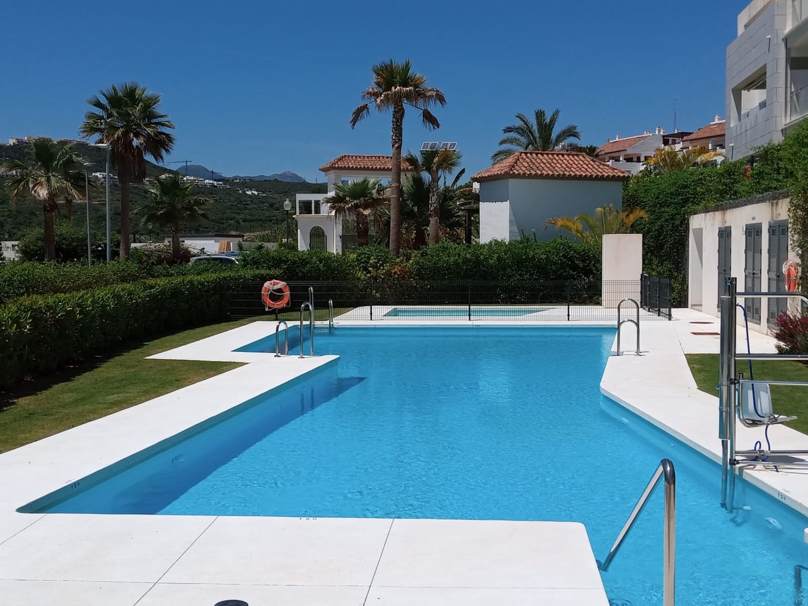 3 bedroom Apartment for sale in Casares with pool garage - € 539,000 (Ref: 9359119)