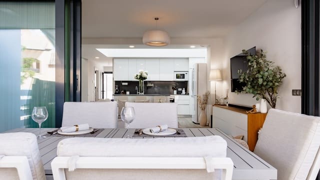 4 soverom Hus til salgs i Cancelada, Estepona med svømmebasseng garasje - € 585 000 (Ref: 9390859)