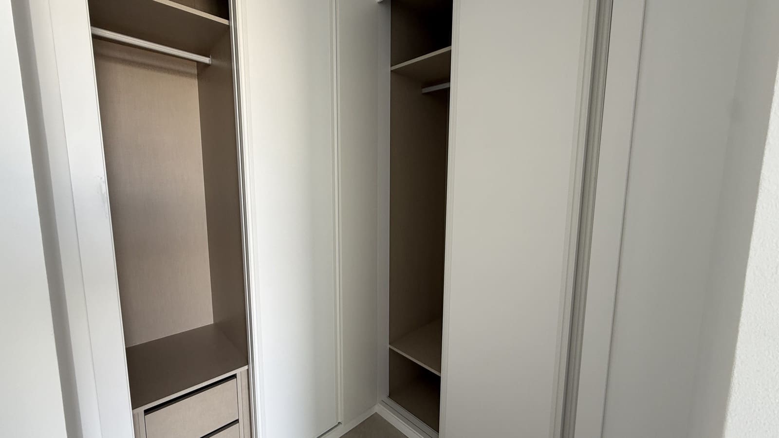 1 soveværelse Penthouse til salg i Estepona - € 650.000 (Ref: 9400736)