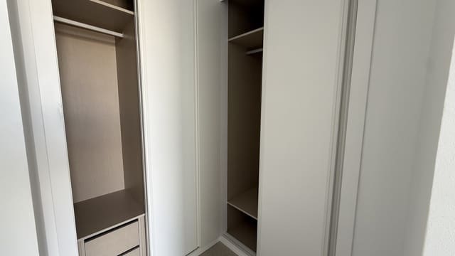 1 quarto Penthouse para venda em Estepona - 650 000 € (Ref: 9400736)