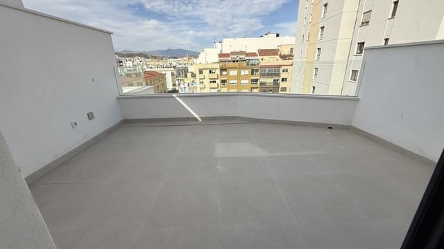 1 quarto Penthouse para venda em Estepona - 650 000 € (Ref: 9400736)