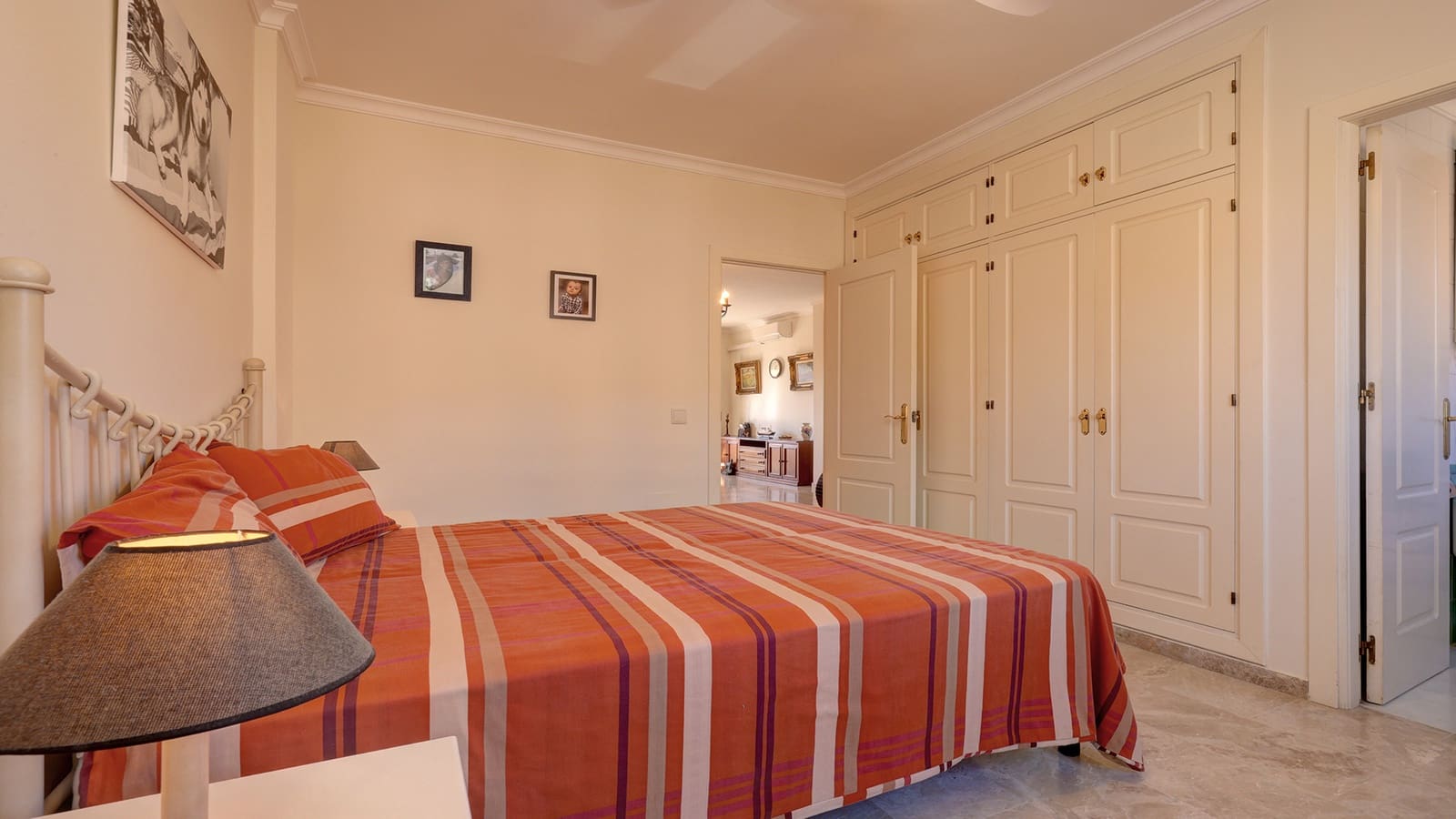 1 sypialnia Apartament na sprzedaż w Manilva z basenem garażem - 230 000 € (Ref: 9406451)