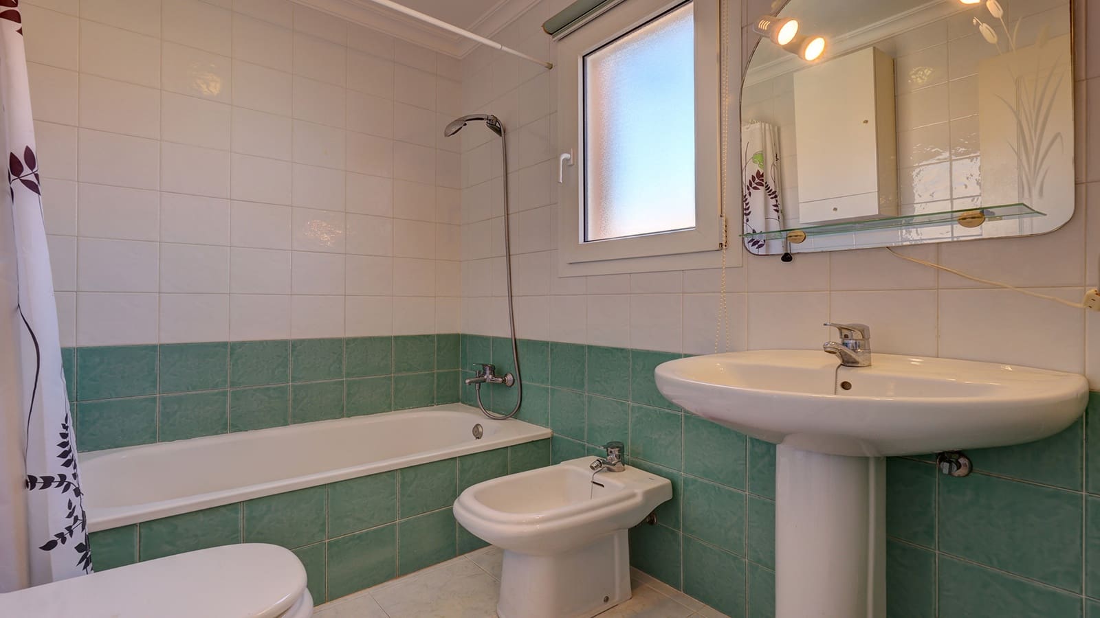 1 sypialnia Apartament na sprzedaż w Manilva z basenem garażem - 230 000 € (Ref: 9406451)