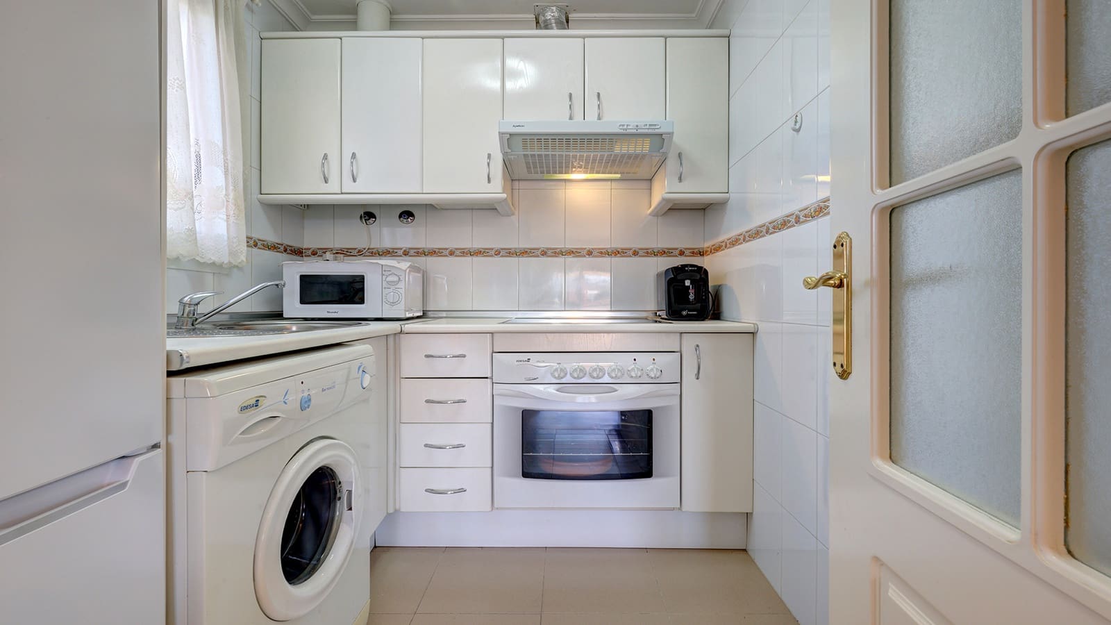 1 sypialnia Apartament na sprzedaż w Manilva z basenem garażem - 230 000 € (Ref: 9406451)