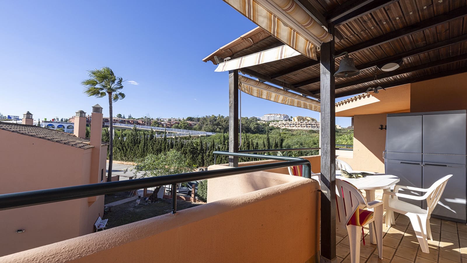 1 sypialnia Apartament na sprzedaż w Manilva z basenem garażem - 230 000 € (Ref: 9406451)