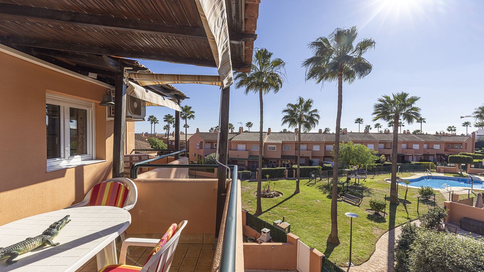 1 sypialnia Apartament na sprzedaż w Manilva z basenem garażem - 230 000 € (Ref: 9406451)