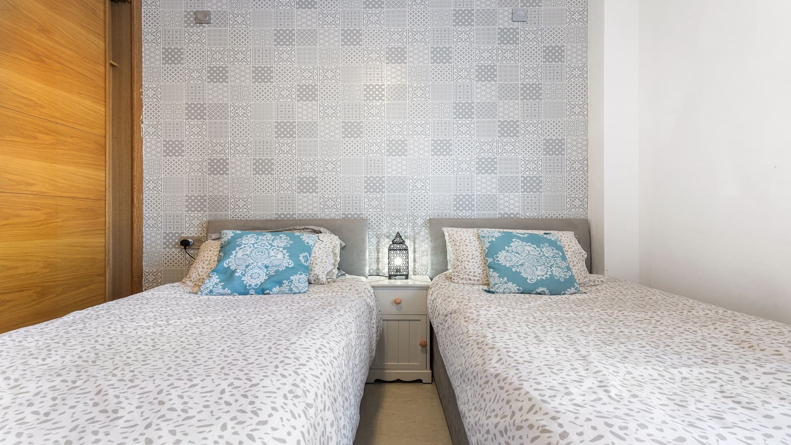 2 sypialnia Apartament na sprzedaż w Manilva z basenem garażem - 275 000 € (Ref: 9413899)