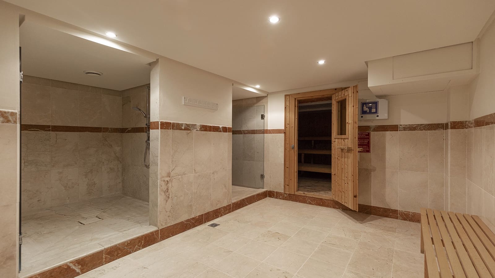 2 bedroom Apartment for sale in Guadalmansa with pool garage - € 1,475,000 (Ref: 9422211)