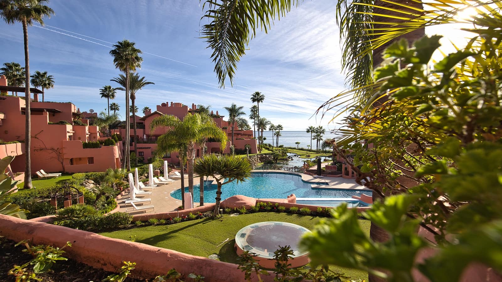 2 bedroom Apartment for sale in Guadalmansa with pool garage - € 1,475,000 (Ref: 9422211)