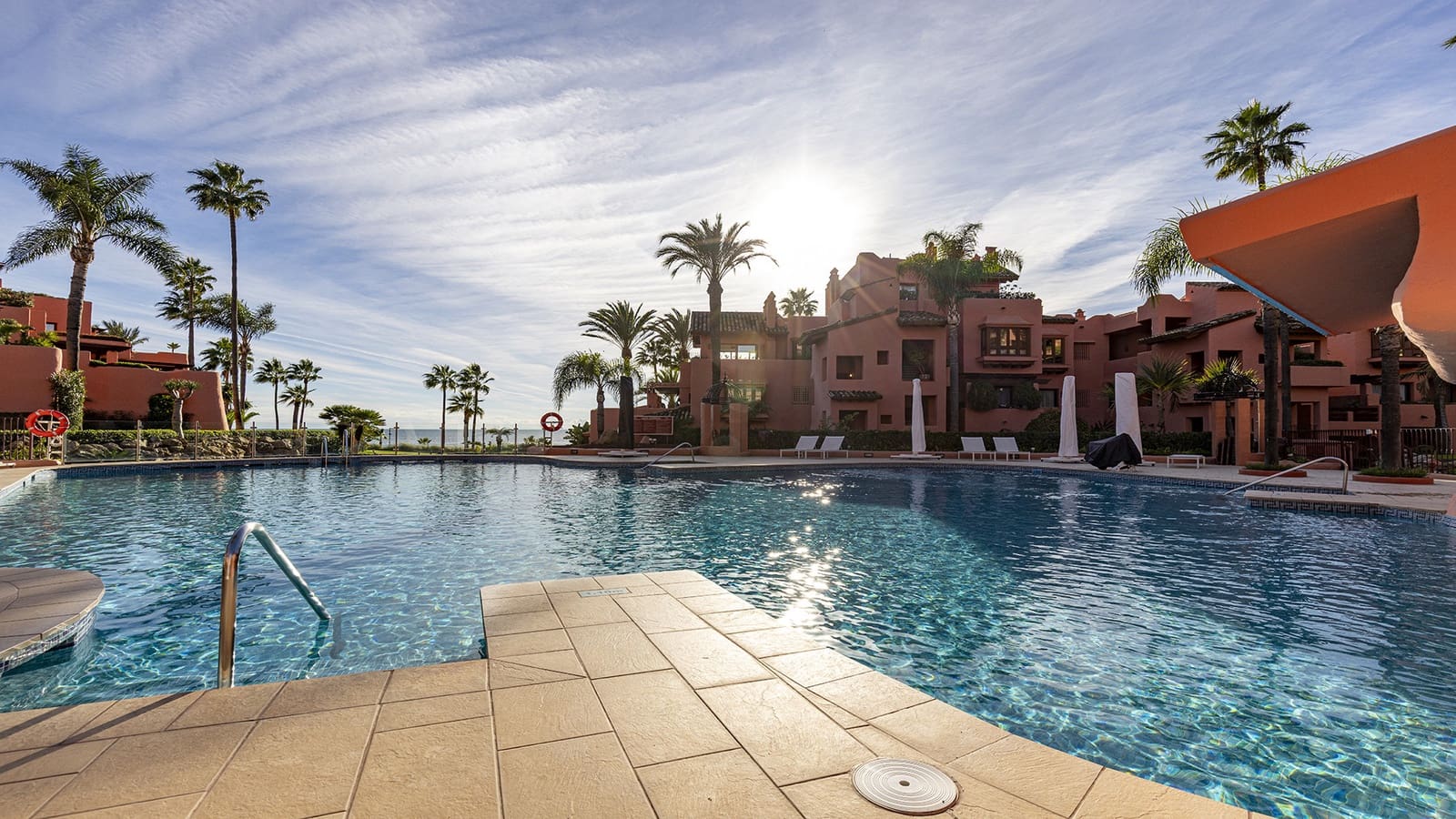 2 bedroom Apartment for sale in Guadalmansa with pool garage - € 1,475,000 (Ref: 9422211)