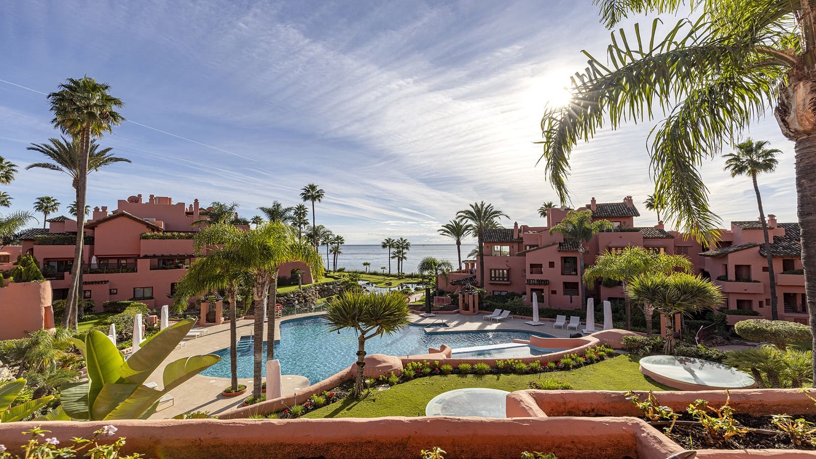 2 bedroom Apartment for sale in Guadalmansa with pool garage - € 1,475,000 (Ref: 9422211)