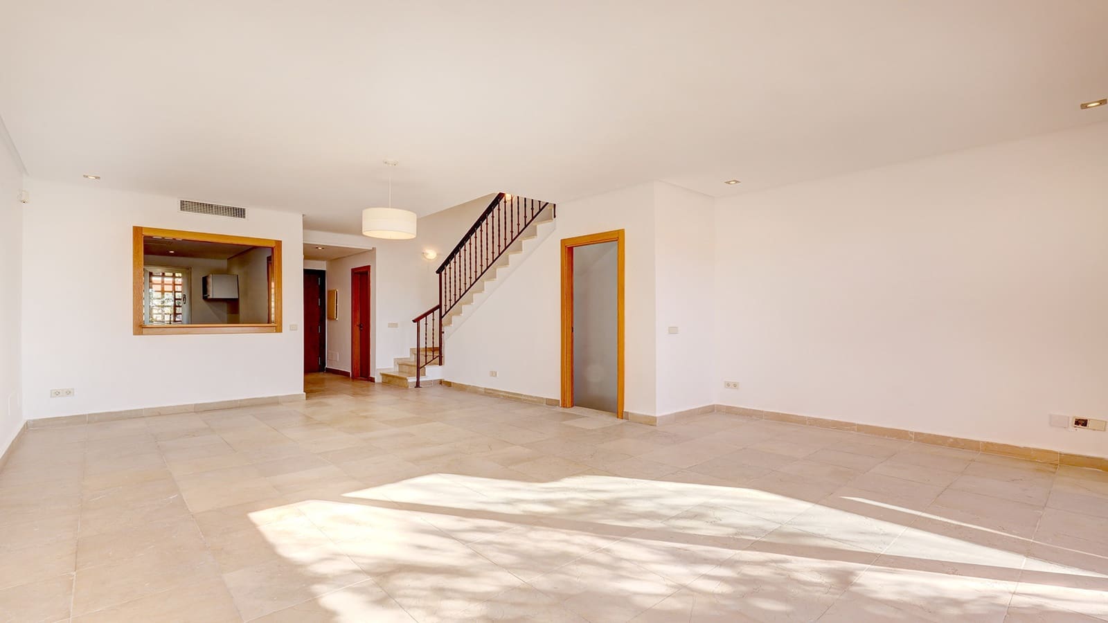 2 bedroom Townhouse for sale in Manilva with pool garage - € 400,000 (Ref: 9470304)