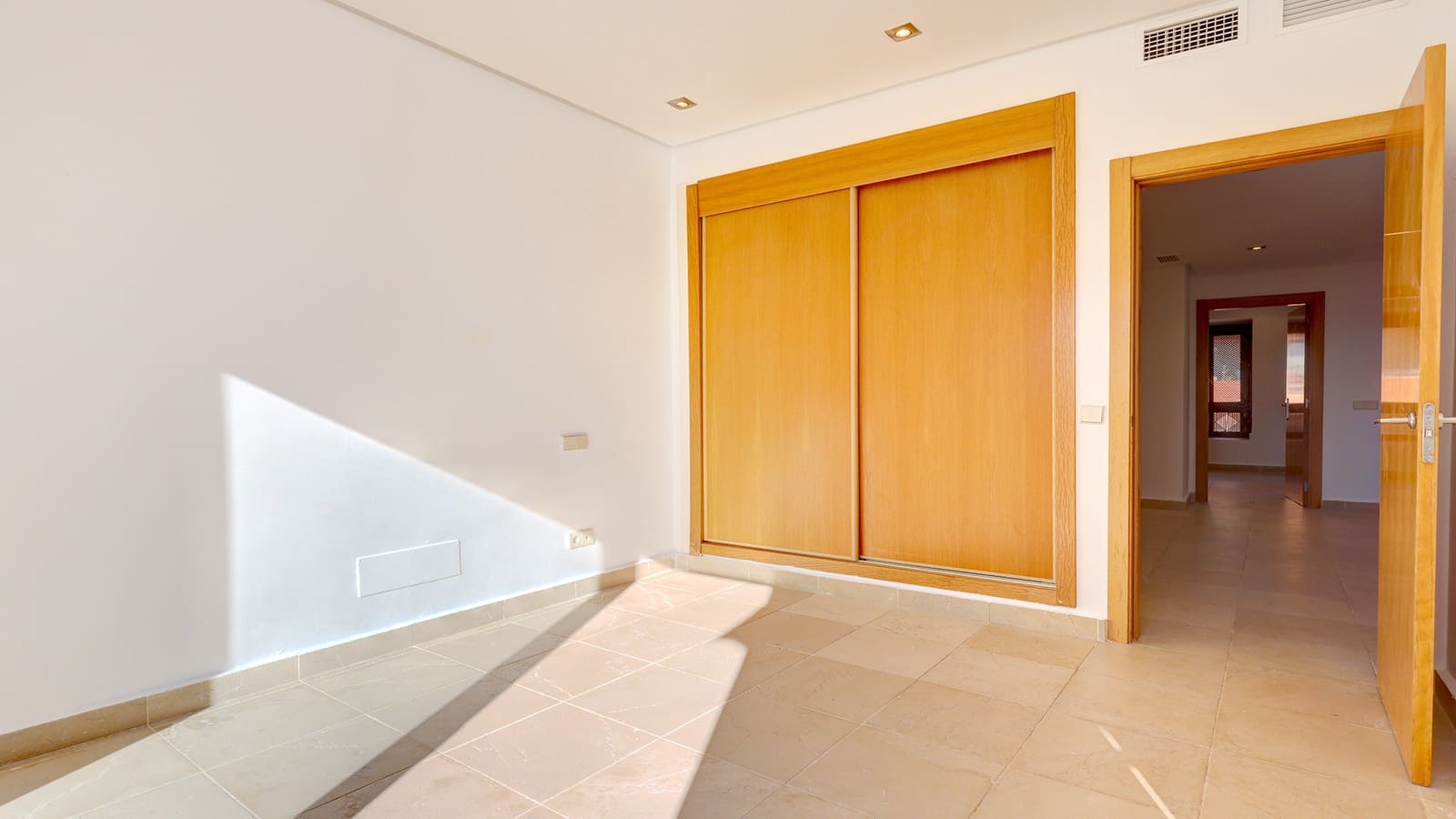 2 bedroom Townhouse for sale in Manilva with pool garage - € 400,000 (Ref: 9470304)