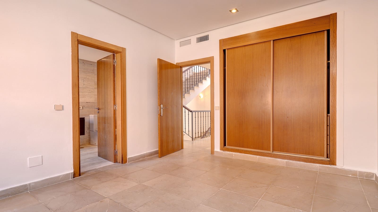2 bedroom Townhouse for sale in Manilva with pool garage - € 400,000 (Ref: 9470304)