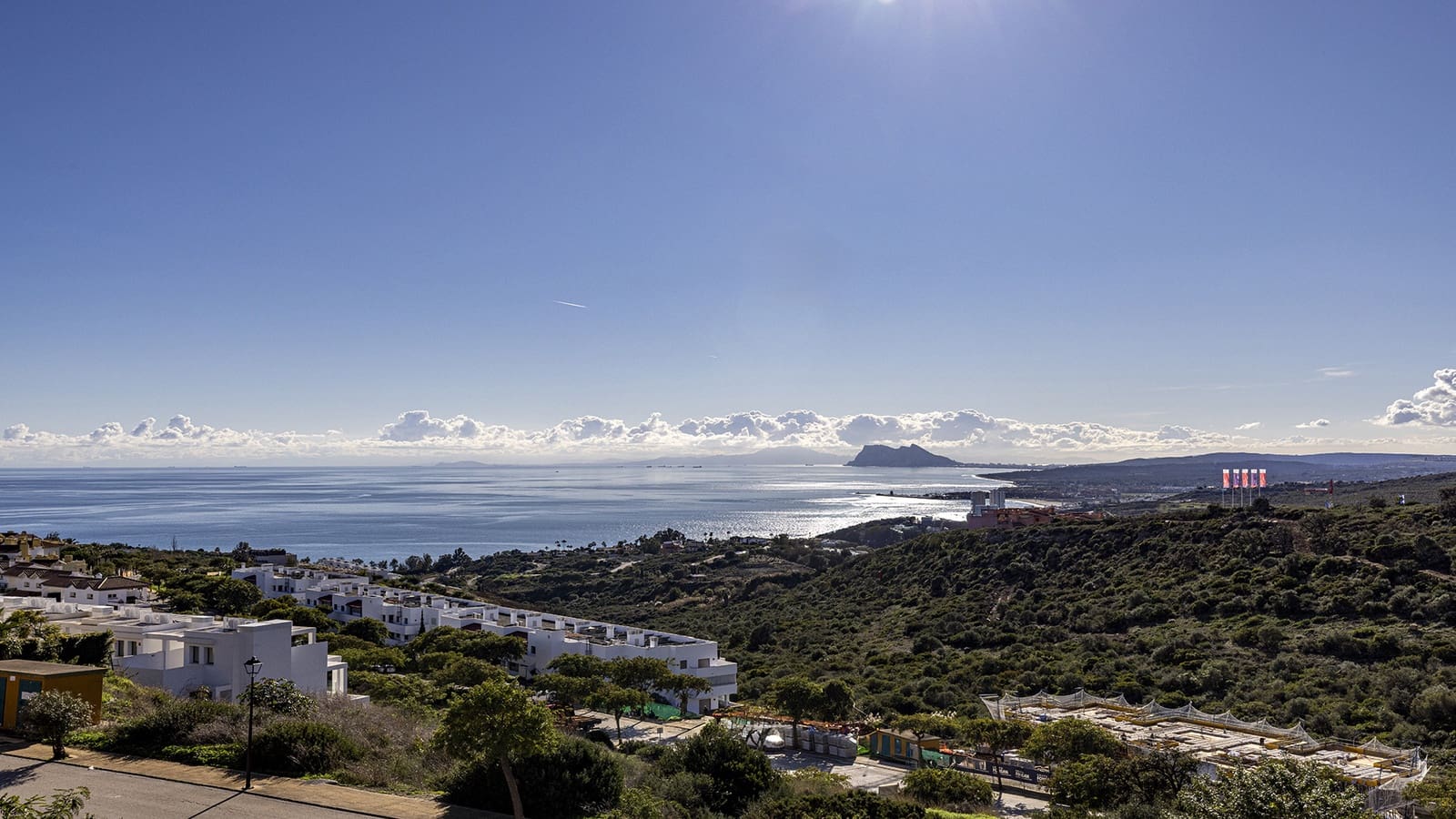 2 bedroom Townhouse for sale in Manilva with pool garage - € 400,000 (Ref: 9470304)