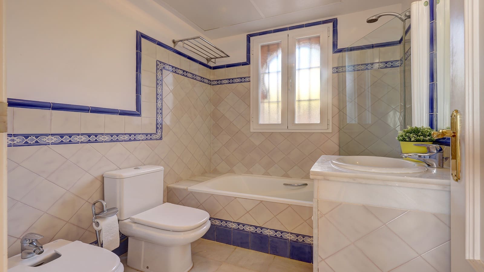 3 sovrum Lägenhet till salu i Casares med pool garage - 795 000 € (Ref: 9535761)