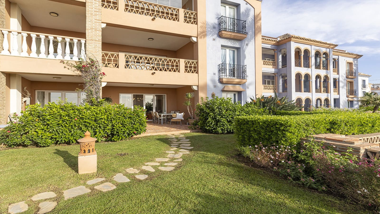 3 sovrum Lägenhet till salu i Casares med pool garage - 795 000 € (Ref: 9535761)