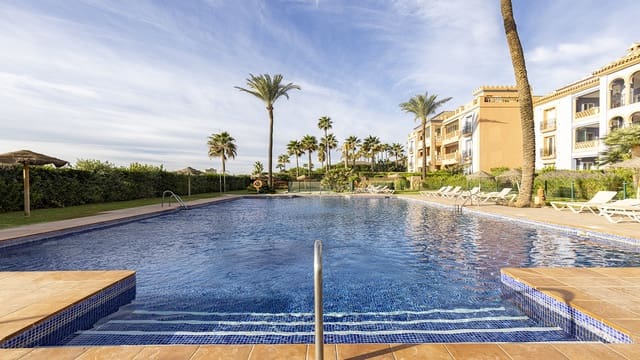 3 soveværelse Lejlighed til salg i Bahia de Casares, Casares med swimmingpool garage - € 795.000 (Ref: 9535761)