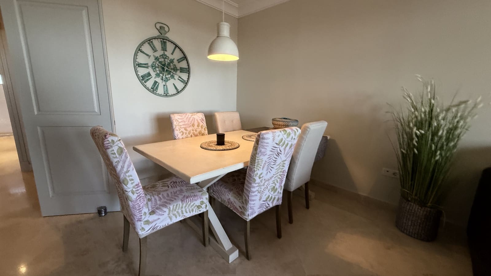 2 Zimmer Apartment zu verkaufen in Casares mit Pool Garage - 399.000 € (Ref: 9535763)