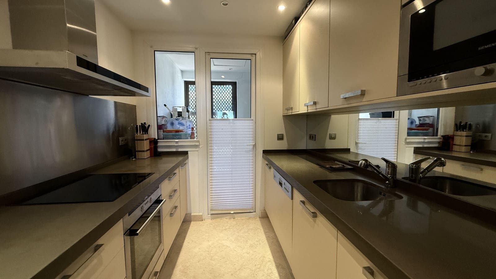 2 Zimmer Apartment zu verkaufen in Casares mit Pool Garage - 399.000 € (Ref: 9535763)