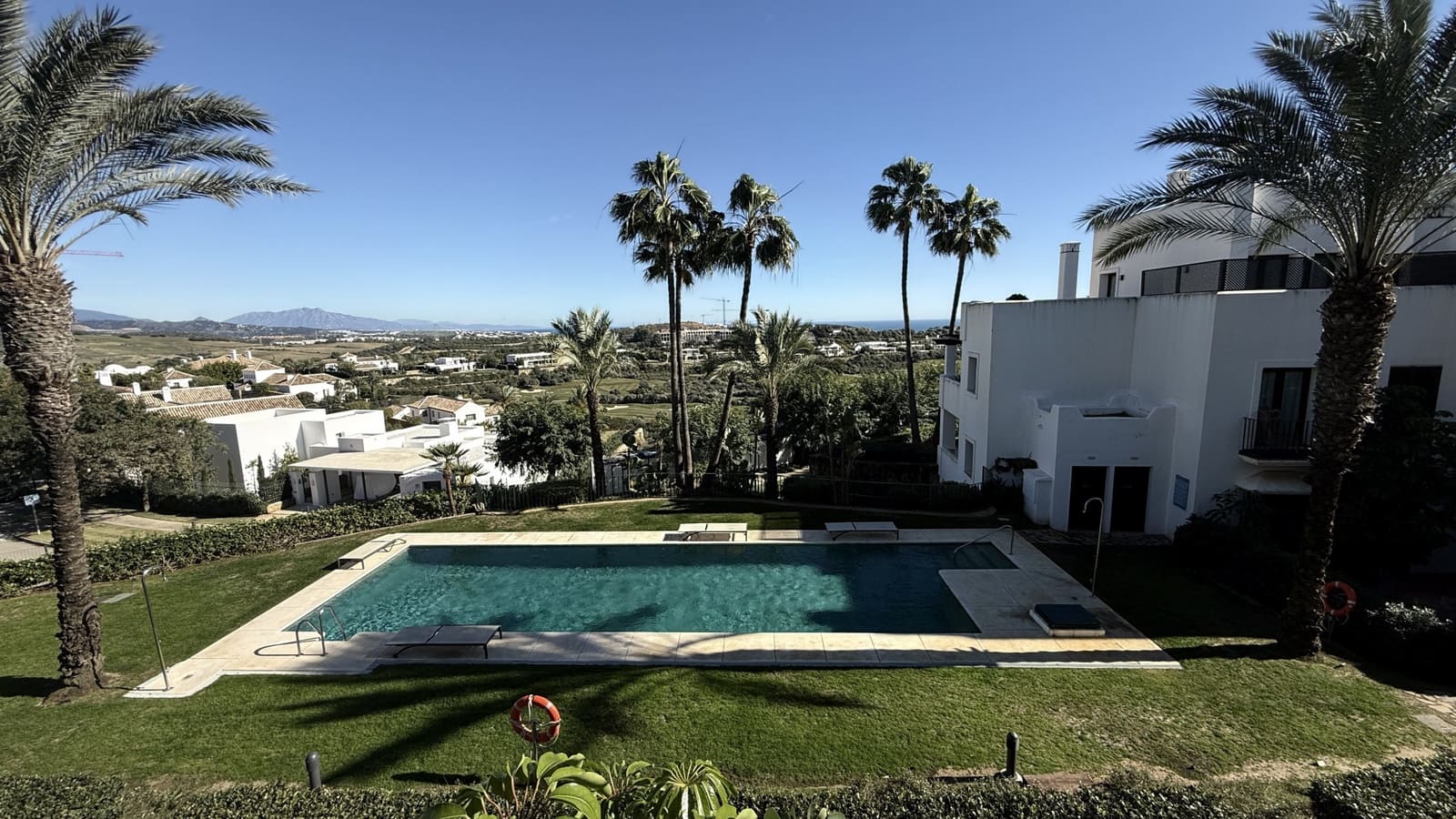 2 Zimmer Apartment zu verkaufen in Casares mit Pool Garage - 399.000 € (Ref: 9535763)